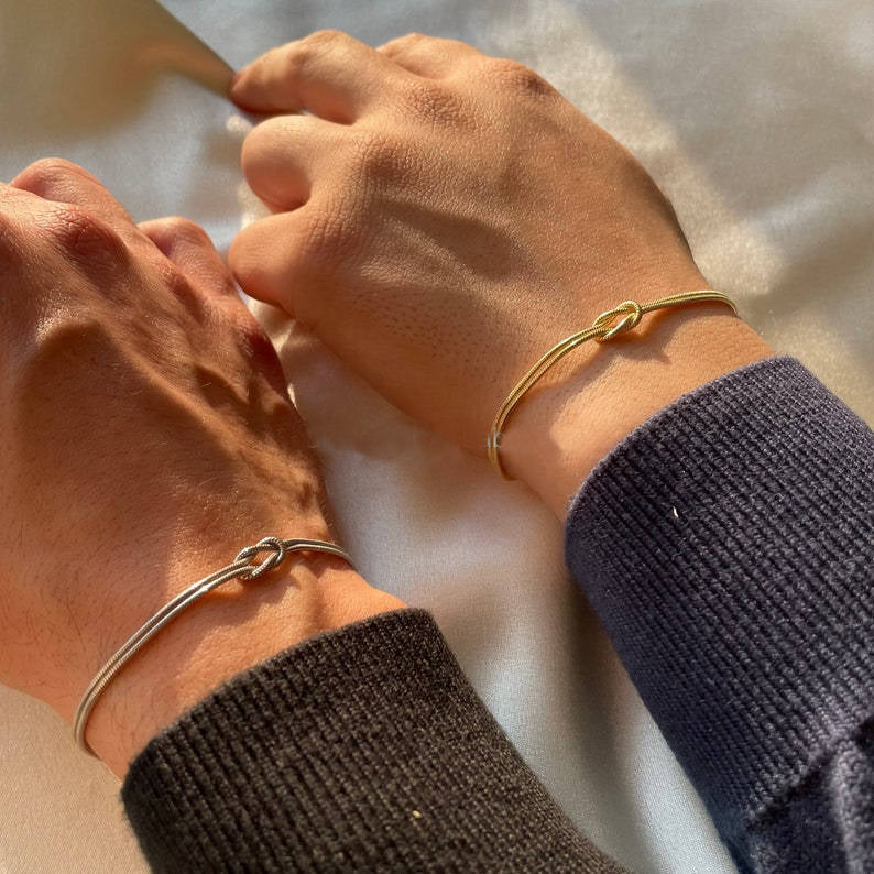2 Pieces Infinity Bond Bracelet Minimalist